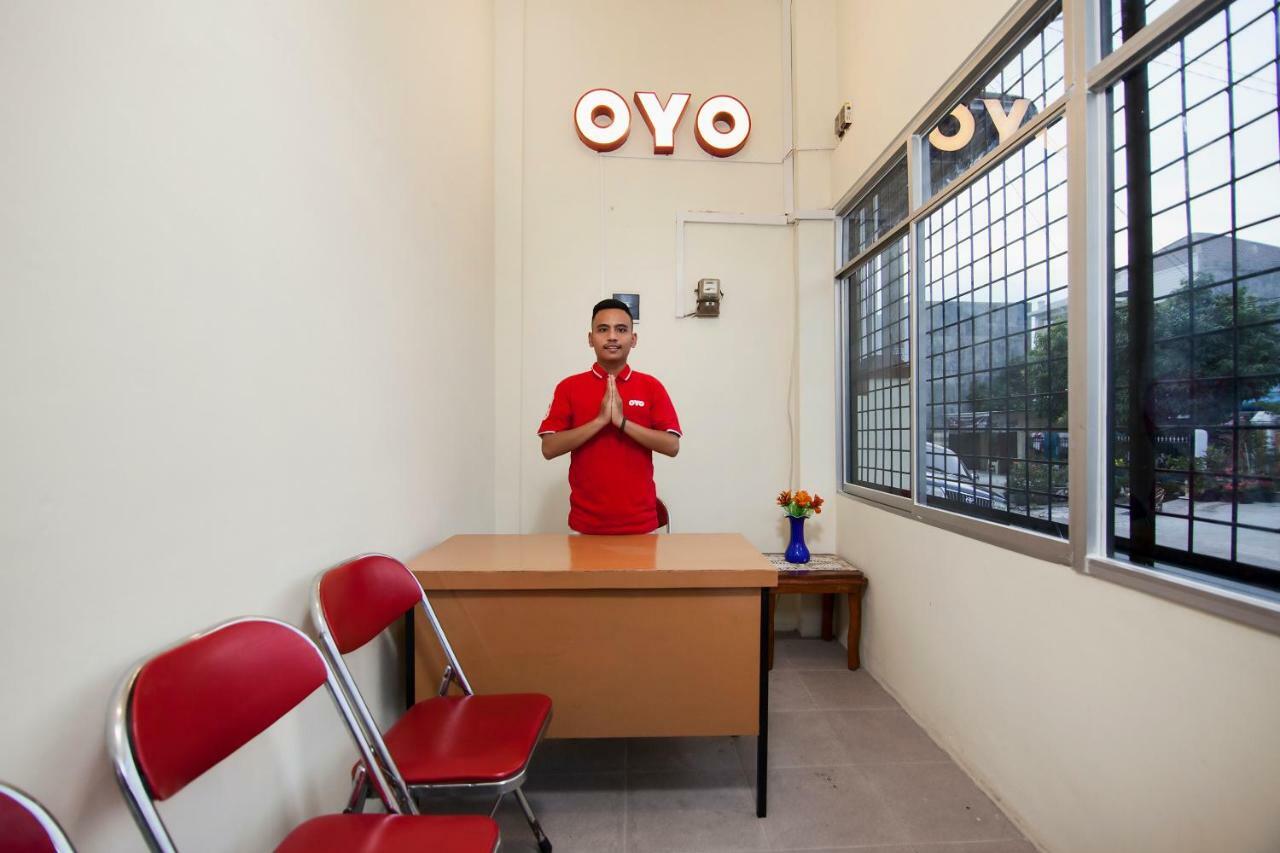 Oyo 885 Tangkul Residence Medan Dış mekan fotoğraf